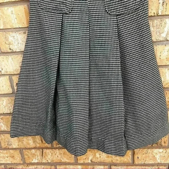 7115 by Szeki Tweed Dress - Picture 3 of 6